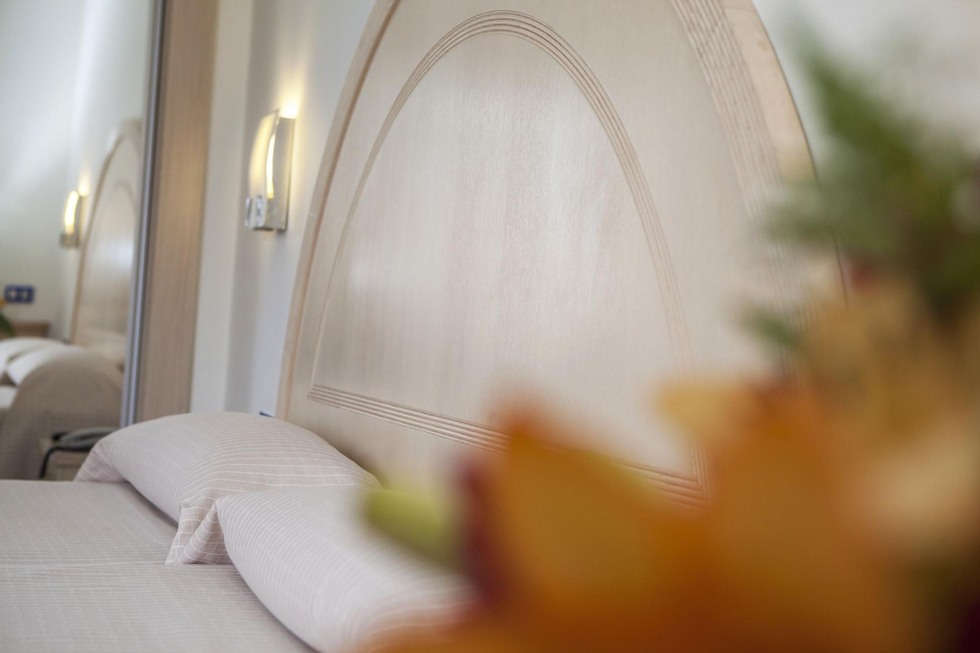 Alexandre Troya Hotel ปลายาเดลาสอเมริกาส ภายนอก รูปภาพ